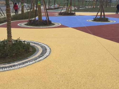 文化廣場(chǎng)透水地坪路面施工
