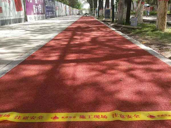 透水地坪:長沙防滑陶瓷顆粒價格